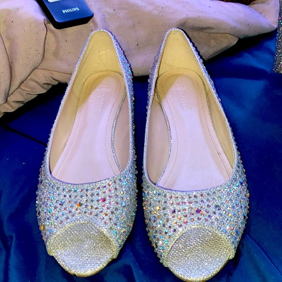 worn to prom but are in good condition - Picture 1 of 5